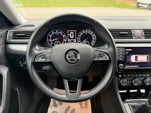 SKODA Superb Combi 1.4 TSI Style 4x4