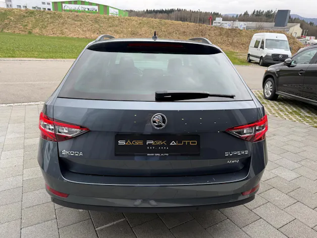 SKODA Superb Combi 1.4 TSI Style 4x4