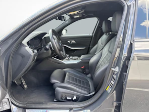 Fahrzeugbild BMW 330e xDrive SAG Touring