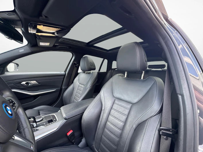 Fahrzeugbild BMW 3 SERIES