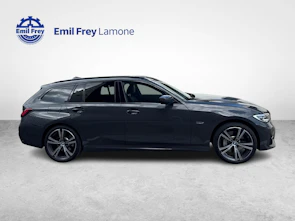 Fahrzeugbild BMW 330e xDrive SAG Touring