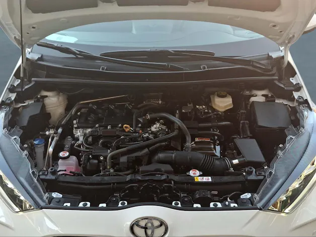 Toyota Yaris 1.5 VVT-i HSD Trend