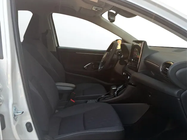 Toyota Yaris 1.5 VVT-i HSD Trend