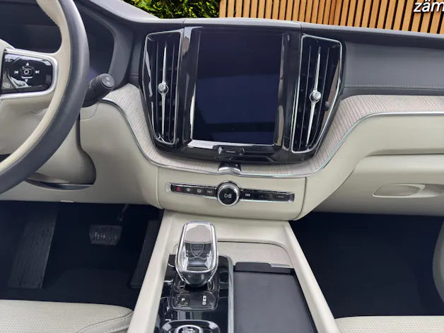 Volvo XC60 2.0 T8 TE Inscription eAWD
