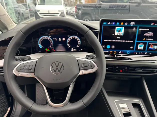 VW Golf 1.5 e TSI mHEV Basis DSG