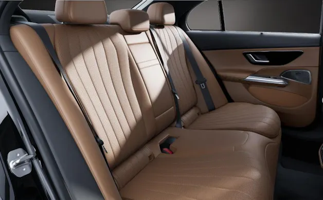 Mercedes-Benz E 300 e 4Matic 9G-Tronic