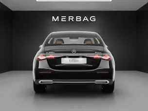 Mercedes-Benz E 300 e 4Matic 9G-Tronic