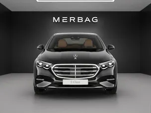 Mercedes-Benz E 300 e 4Matic 9G-Tronic