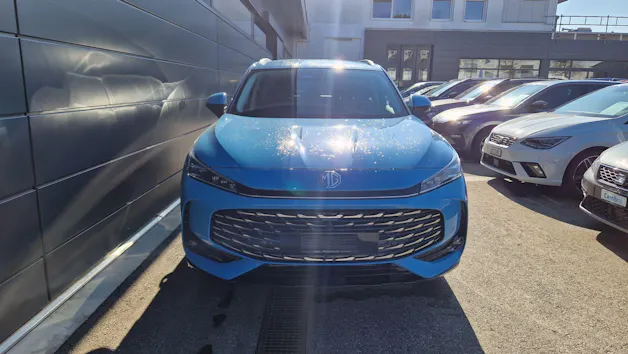 MG HS 1.5 T HEV Luxury