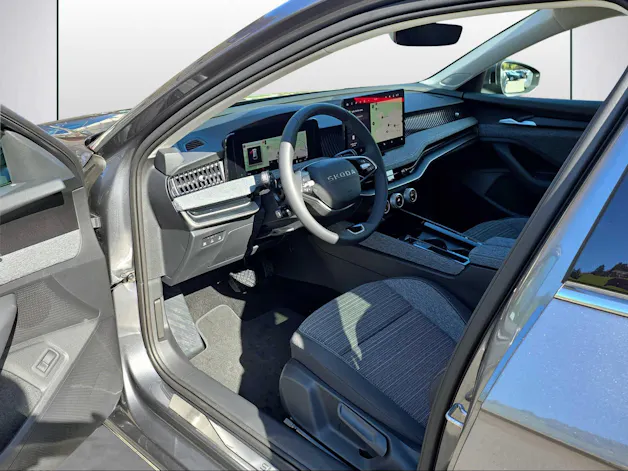 Škoda Superb Combi 2.0 TDi Selection 4x4 DSG