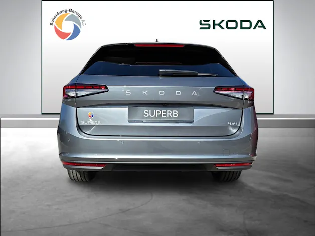 Škoda Superb Combi 2.0 TDi Selection 4x4 DSG