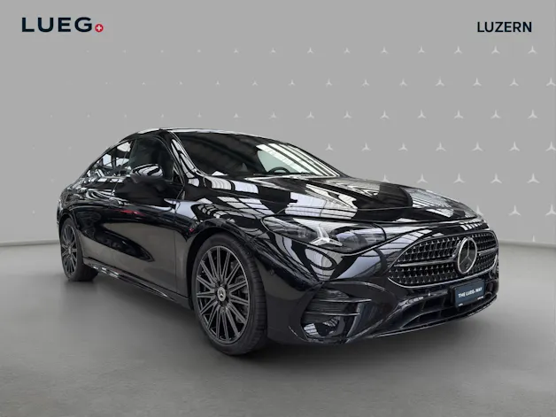 Mercedes-Benz CLA 220 4Matic 8G-DCT