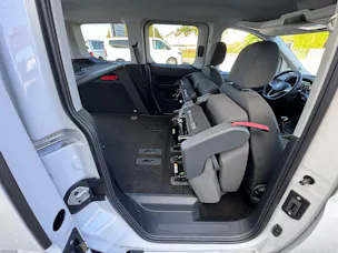 VW Caddy 2.0 TDI Liberty 4Motion 5 Plätze 4x4