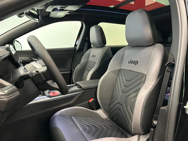 Jeep Compass Elektro 74kWh First Edition