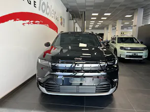 Jeep Compass Elektro 74kWh First Edition
