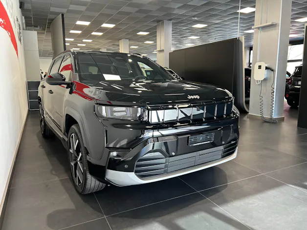 Jeep Compass Elektro 74kWh First Edition
