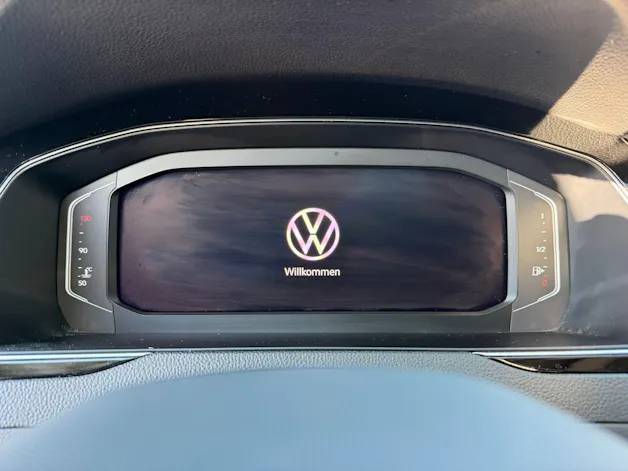 VW Passat 2.0 TDI BMT Business 4Motion DSG