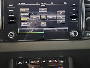 Škoda Karoq 2.0 TSI SportLine 4x4 DSG