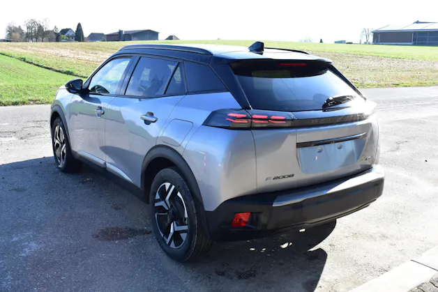 Peugeot 2008 156 e 54 kWh GT