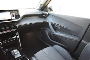 Peugeot 2008 156 e 54 kWh GT