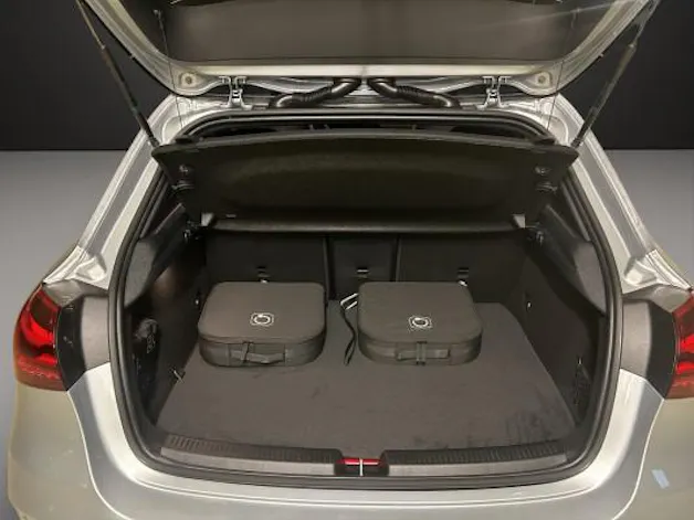 Mercedes-Benz A 250 e EQ Star 8G-DCT