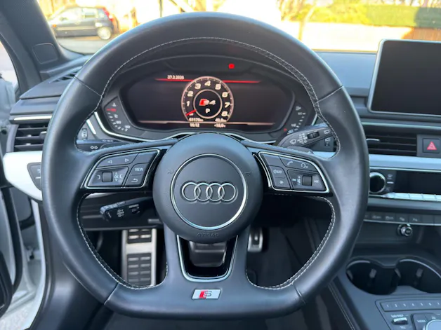 Audi S4 Avant 3.0 TFSI quattro tiptronic