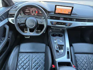 Audi S4 Avant 3.0 TFSI quattro tiptronic