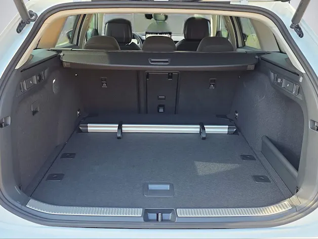 Škoda Superb Combi 2.0 TDi Selection 4x4 DSG