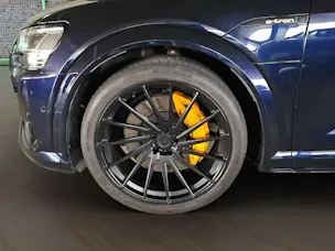 Audi e-tron S quattro