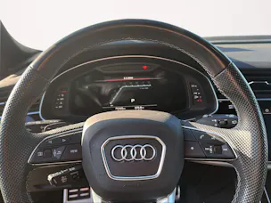 Audi SQ8 TFSI quattro tiptronic