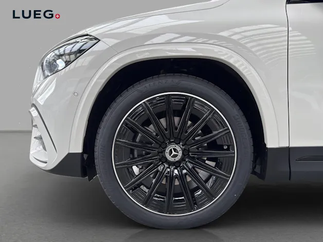 Mercedes-Benz GLA 220d 4Matic 8G-DCTSwiss Star
