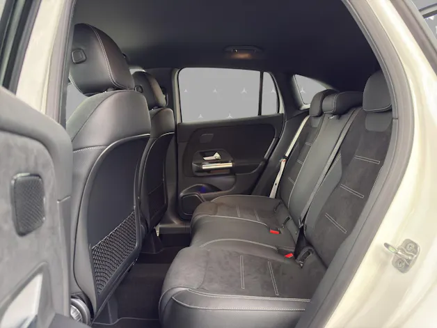 Mercedes-Benz GLA 220d 4Matic 8G-DCTSwiss Star