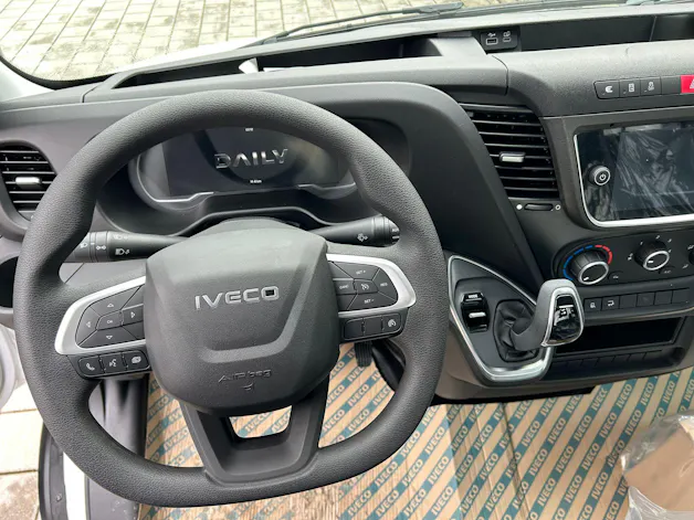 Iveco 35 S 18H A8 3750