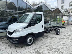Iveco 35 S 18H A8 3750