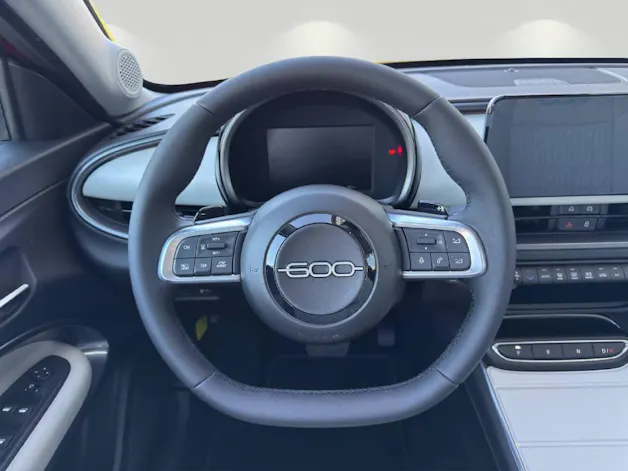 Fiat 600 1.2 Hybrid 145 La Prima
