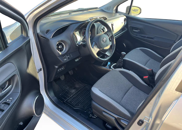 Fahrzeugbild 5 Fahrzeugbild 5