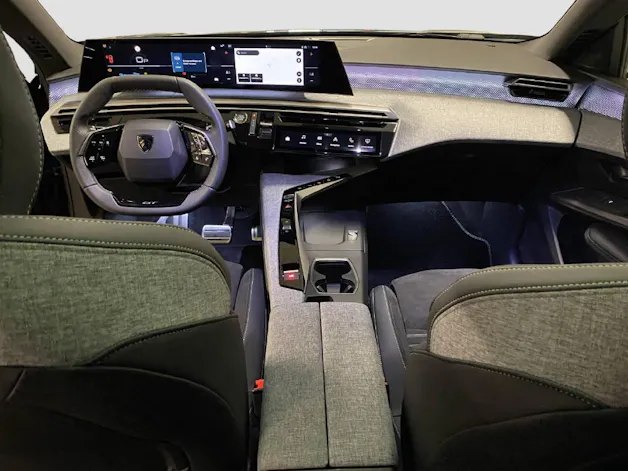 Peugeot 5008 e-GT