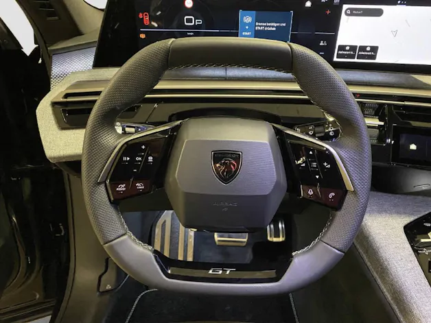 Peugeot 5008 e-GT