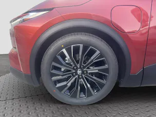 Toyota C-HR+ Premium AWD