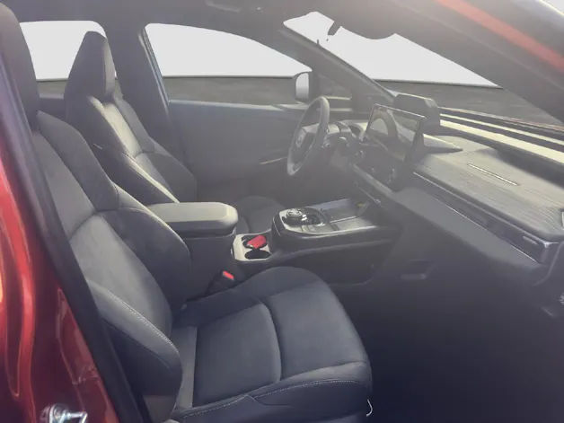 Toyota C-HR+ Premium AWD