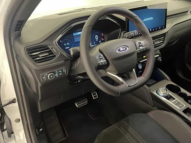 Ford Kuga 2.5 Hybrid ST-Line X 4x4