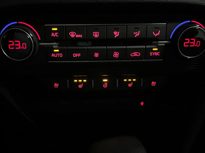 Fahrzeugbild KIA CEED