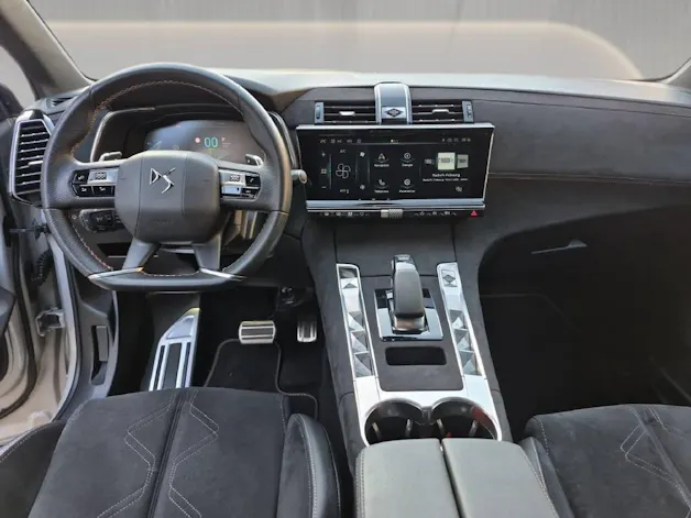 DS Automobiles 7 E-Tense 225 Ligne Noire