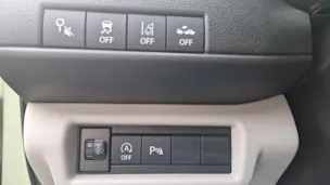 Suzuki Swift 1.2 Sakura Top Hybrid