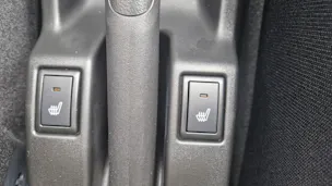 Suzuki Swift 1.2 Sakura Top Hybrid