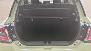 Suzuki Swift 1.2 Sakura Top Hybrid