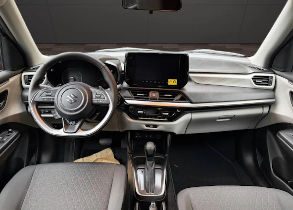 immagine del veicolo 4 immagine del veicolo 4