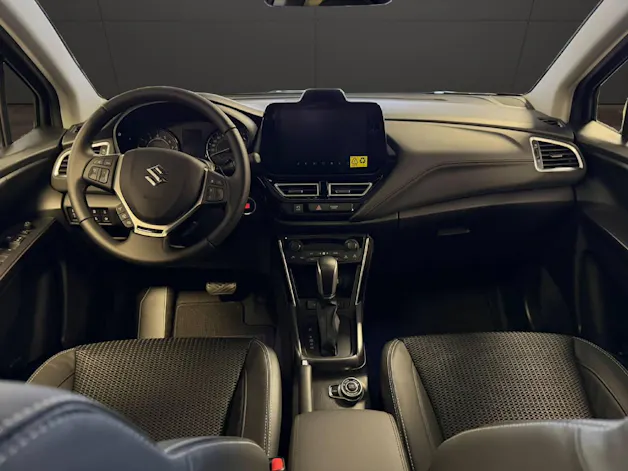 Suzuki S-Cross 1.4 T Sakura Top Hybrid 4x4