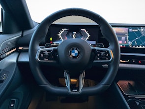 Fahrzeugbild BMW 520d xDrive Touring