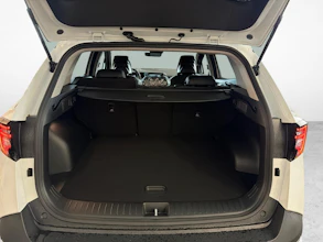 https://vehicle.imgix.net/4214114/0be41129-8c0e-4611-9695-e29742947759.jpg